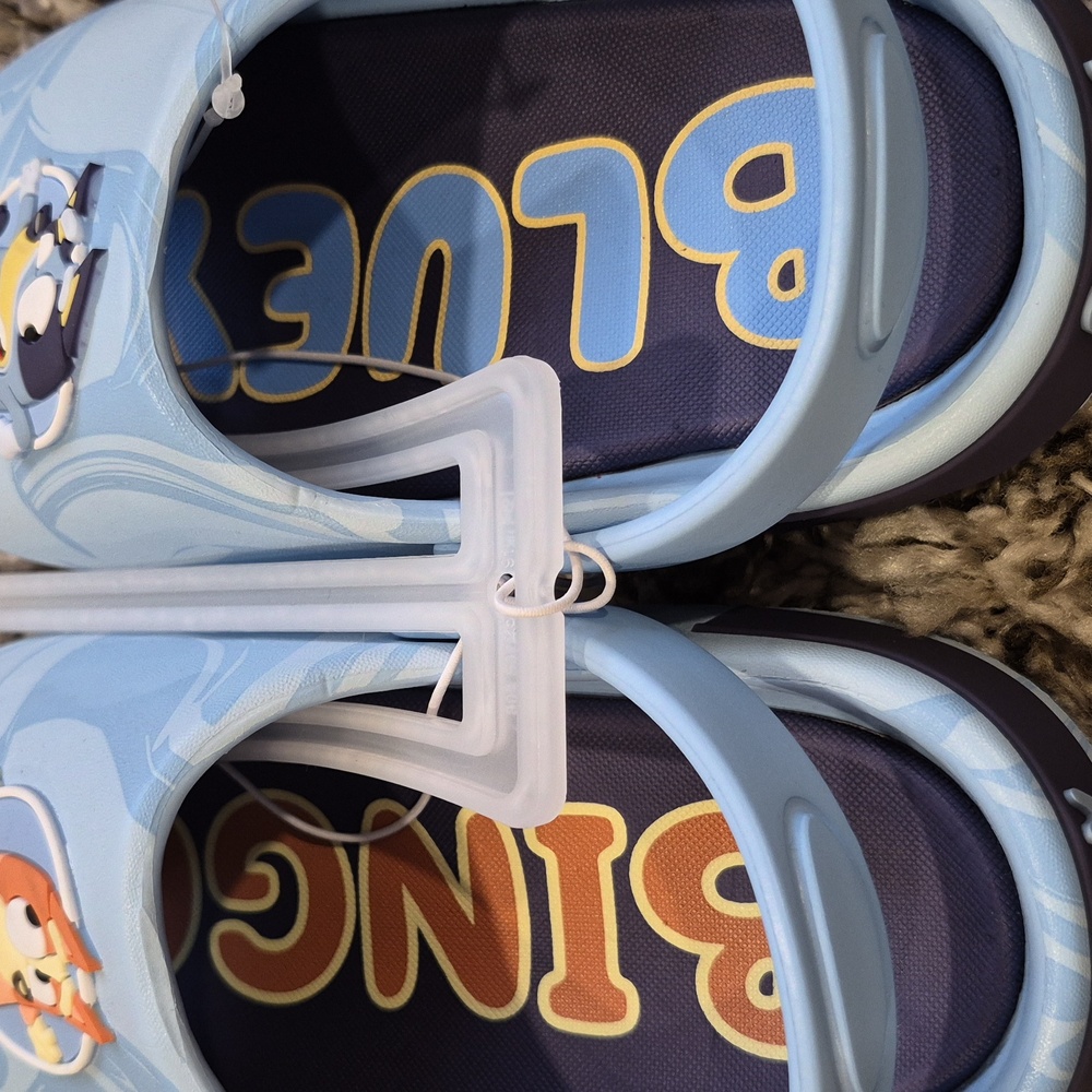 NEW Bluey Toddler Sandals - Picture 3 of 5